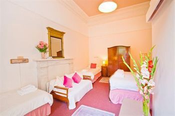 Halcyon House Гостевой дом