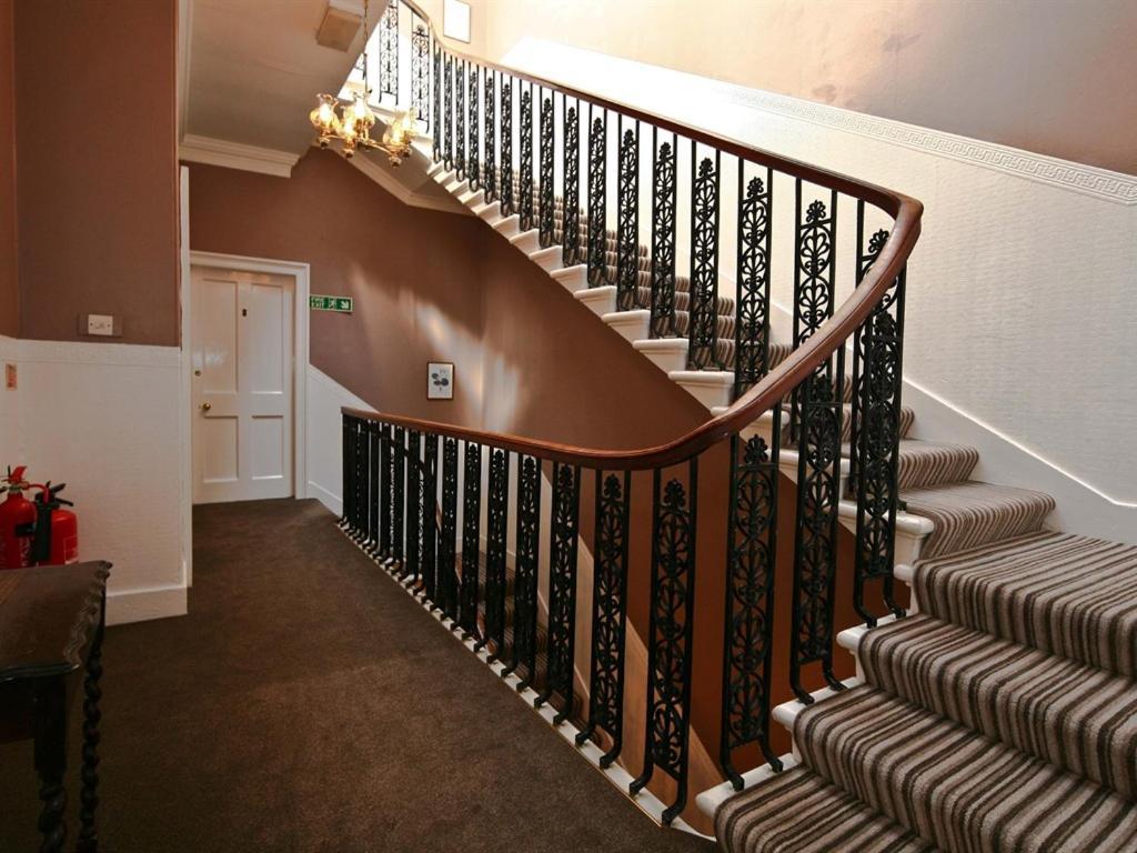 Halcyon House 3* Edimburgo
